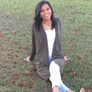 Meet your Posher, Dajonia